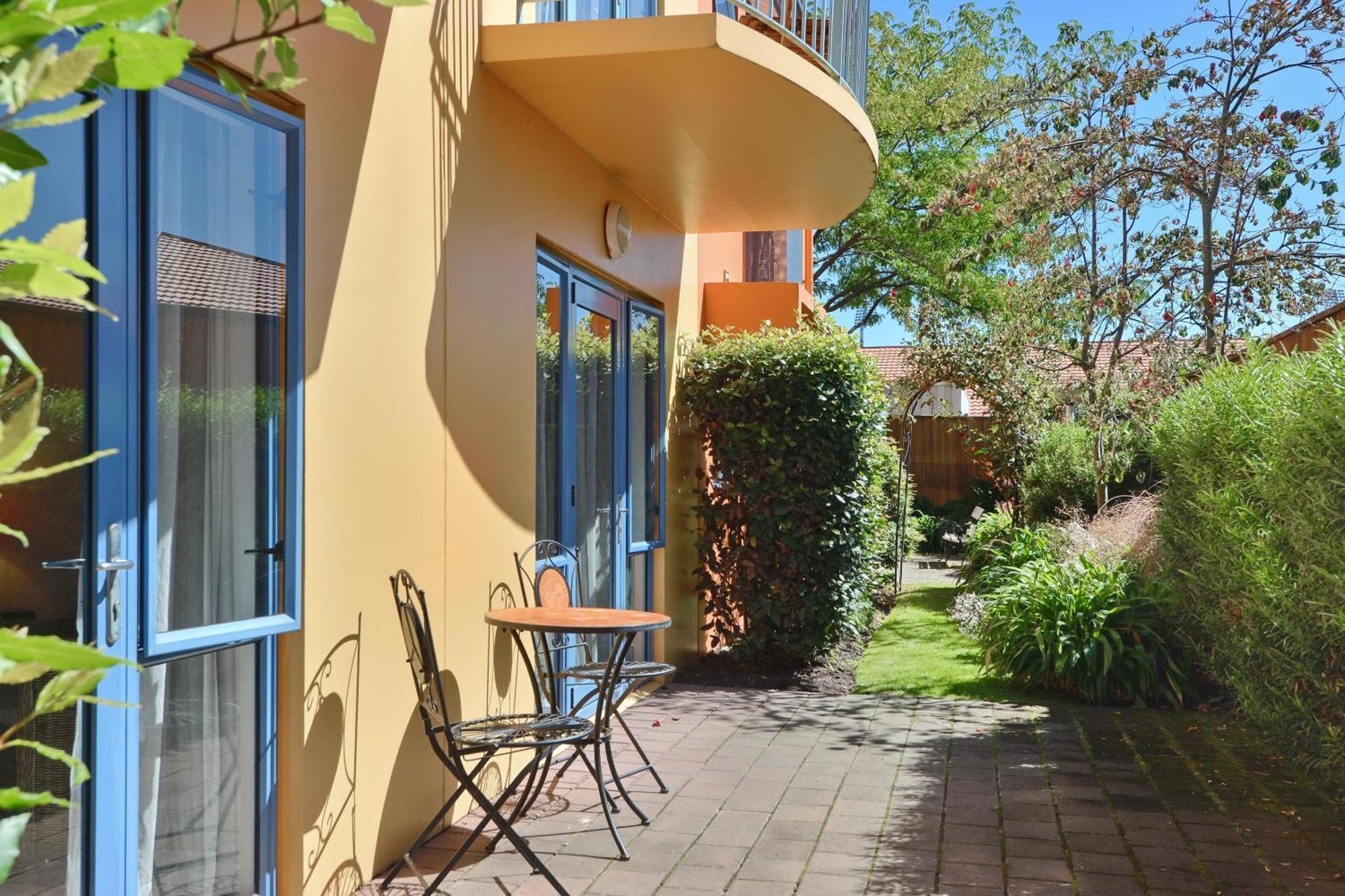 Addington Court Motel Christchurch Exterior photo